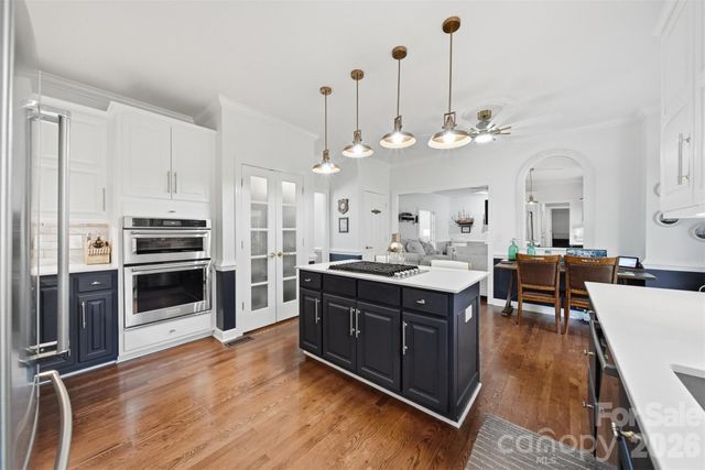 4225 3rd Street NW, Hickory, NC 28601