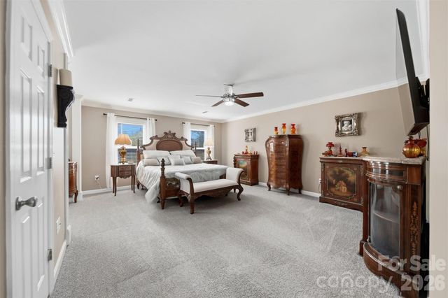 4225 3rd Street NW, Hickory, NC 28601
