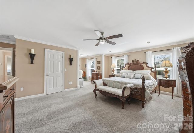 4225 3rd Street NW, Hickory, NC 28601