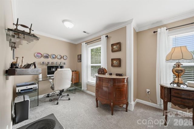 4225 3rd Street NW, Hickory, NC 28601