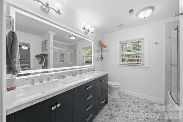 4225 3rd Street NW, Hickory, NC 28601