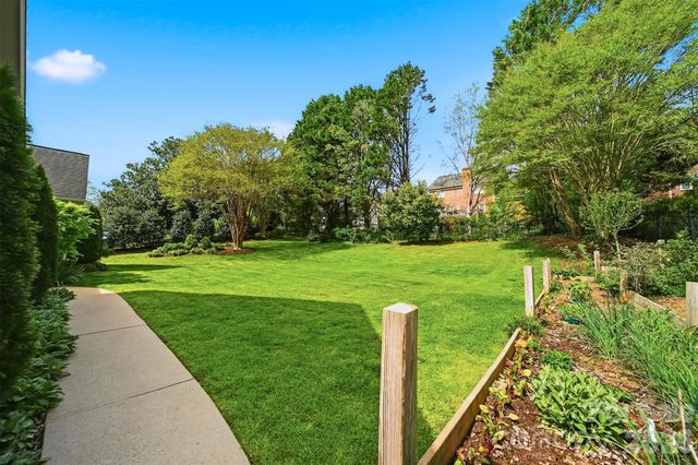 4225 3rd Street NW, Hickory, NC 28601