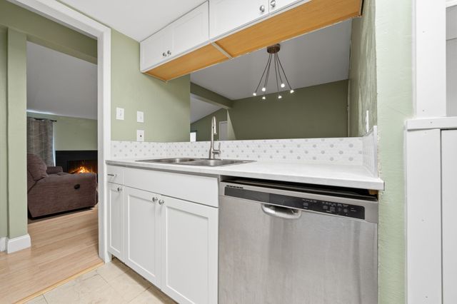 12824 Midway Road 2136, Dallas, TX 75244