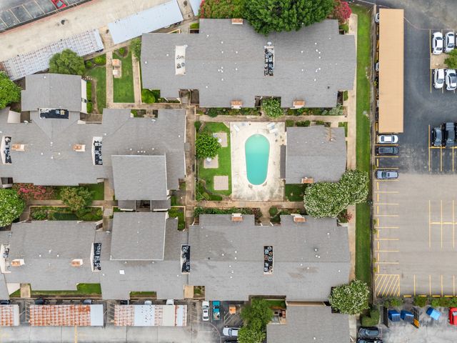12824 Midway Road 2136, Dallas, TX 75244