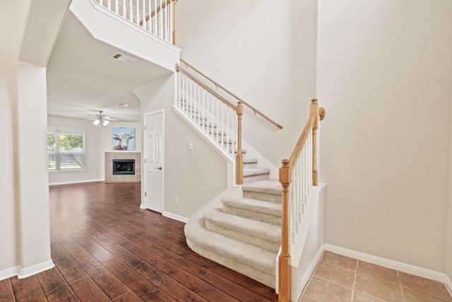 1115 Henderson DR, Leander, TX 78641