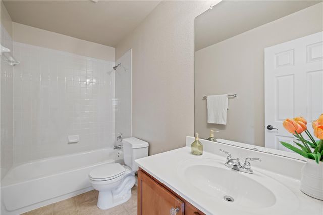 1115 Henderson DR, Leander, TX 78641