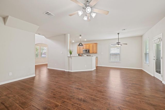 1115 Henderson DR, Leander, TX 78641