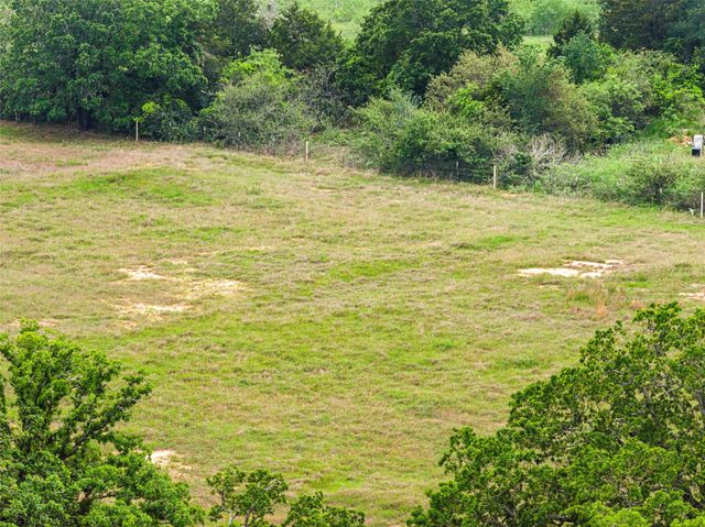 1389 Highway 290 E, Elgin, TX 78621