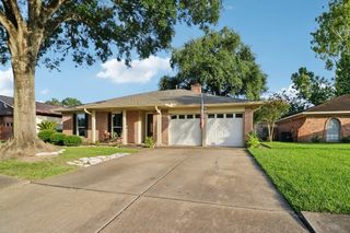 806 Seacliff Drive, Houston, TX 77062