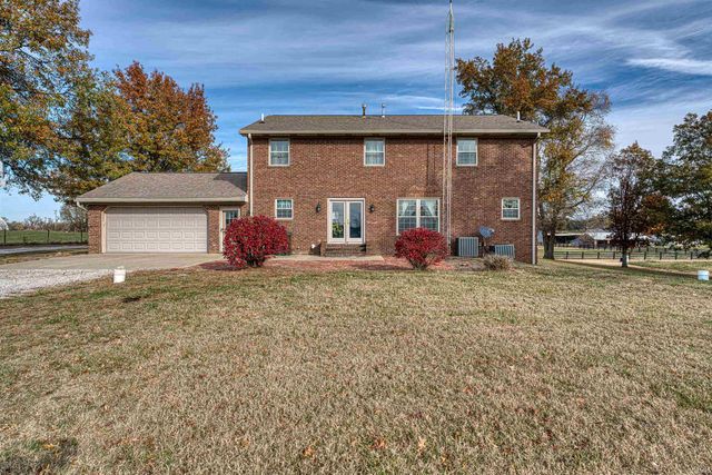 11145 W 800 S, Owensville, IN 47665