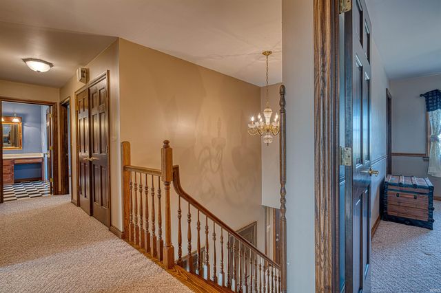 11145 W 800 S, Owensville, IN 47665