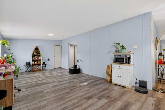 845 E Butternut Road, Summerville, SC 29483