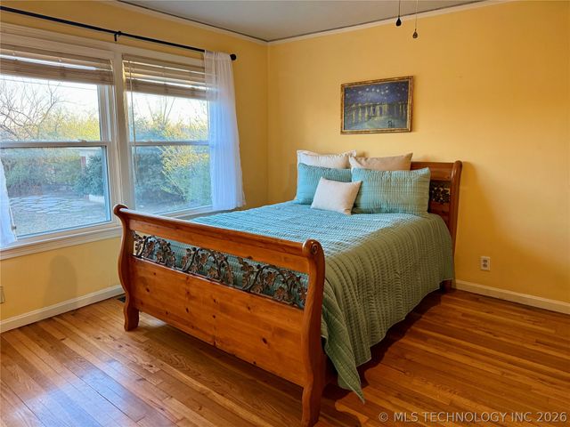 2358 S Delaware Court, Tulsa, OK 74114