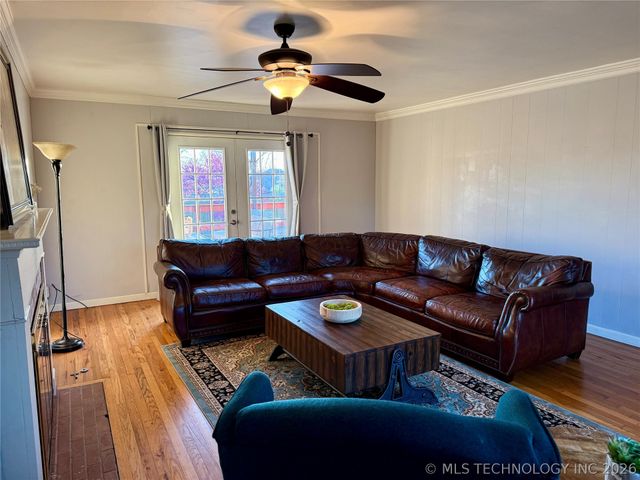 2358 S Delaware Court, Tulsa, OK 74114