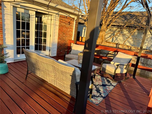 2358 S Delaware Court, Tulsa, OK 74114