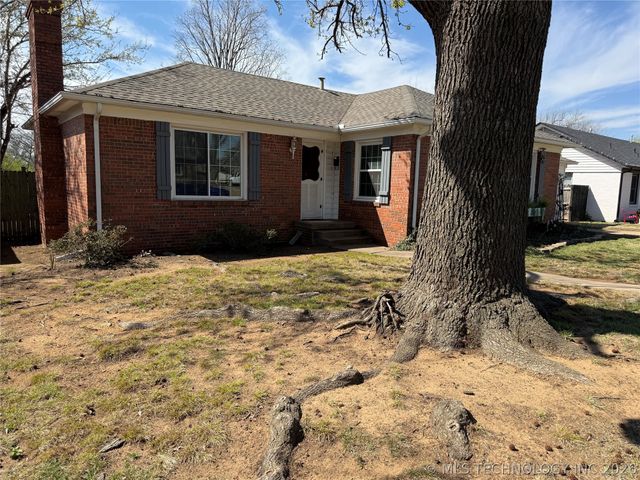 2358 S Delaware Court, Tulsa, OK 74114