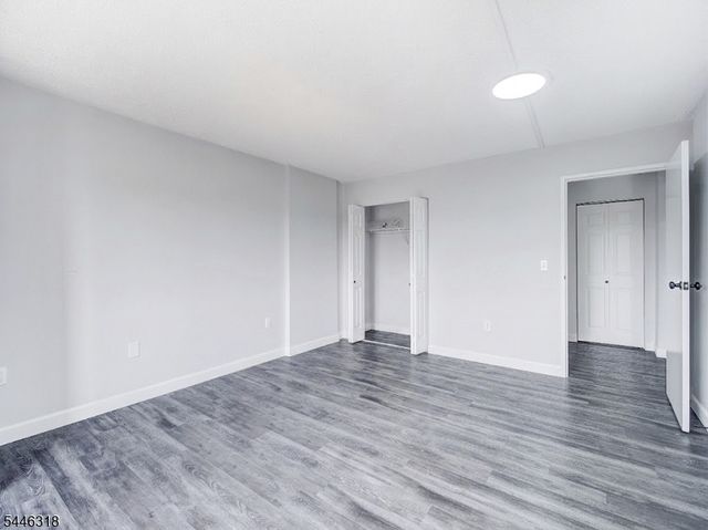 10 N Wood Ave 623, Linden City, NJ 07036