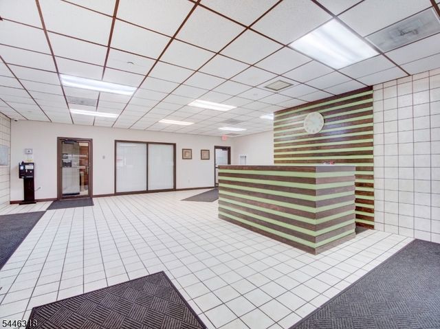 10 N Wood Ave 623, Linden City, NJ 07036