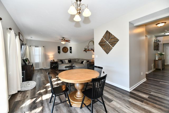 6695 Buhrstone Lane, Avon, IN 46123