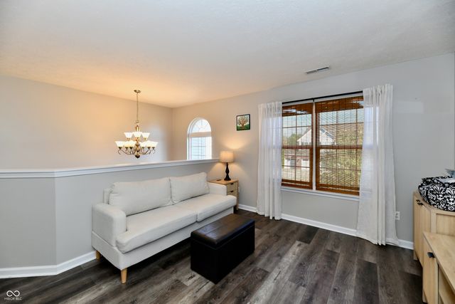 6695 Buhrstone Lane, Avon, IN 46123