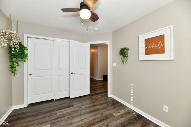 6695 Buhrstone Lane, Avon, IN 46123