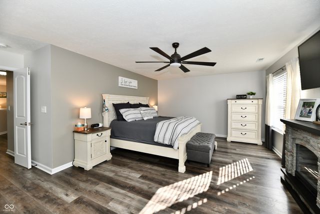 6695 Buhrstone Lane, Avon, IN 46123