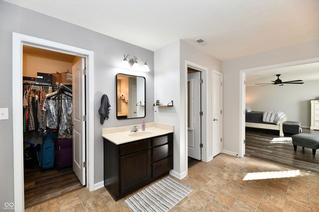 6695 Buhrstone Lane, Avon, IN 46123