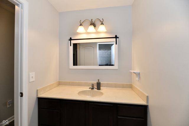 6695 Buhrstone Lane, Avon, IN 46123