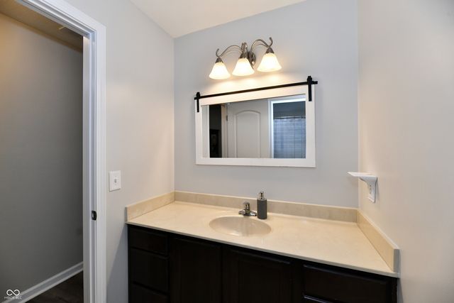 6695 Buhrstone Lane, Avon, IN 46123