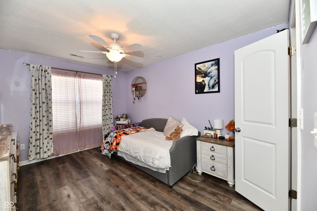 6695 Buhrstone Lane, Avon, IN 46123