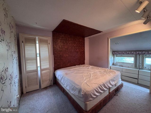415 BERKSHIRE RD, Fairless Hills, PA 19030