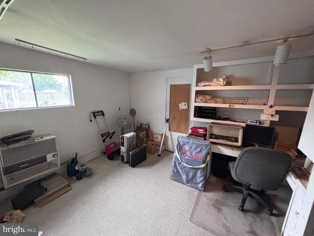 415 BERKSHIRE RD, Fairless Hills, PA 19030