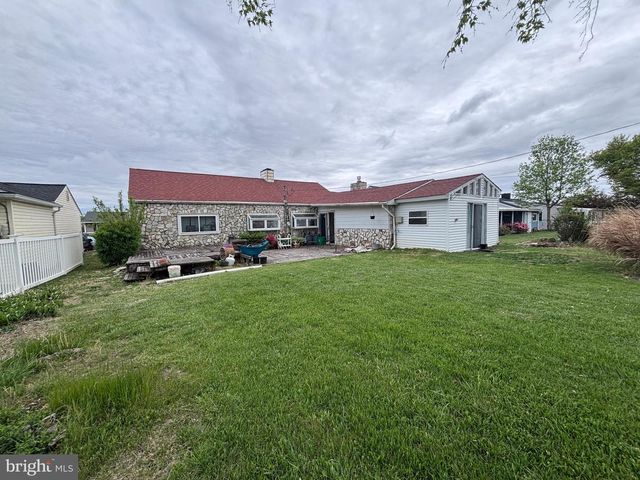 415 BERKSHIRE RD, Fairless Hills, PA 19030