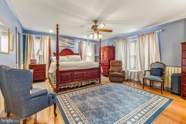 13 KEATLEY DR, Marlton, NJ 08053