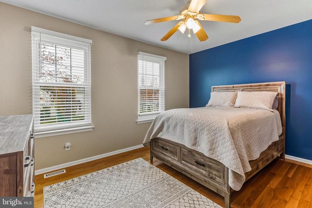 13 KEATLEY DR, Marlton, NJ 08053