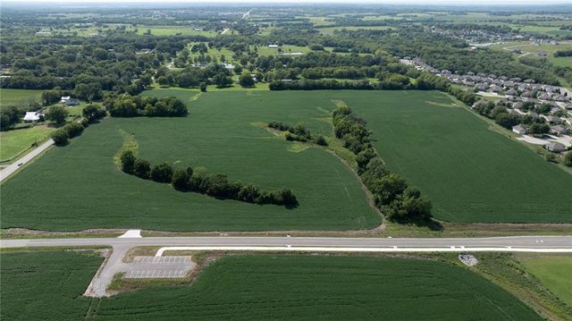 2011 State Rt 58 Highway, Raymore, MO 64083