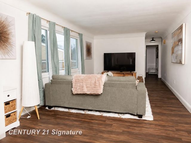 2003 Carman Drive, Saginaw, MI 48602