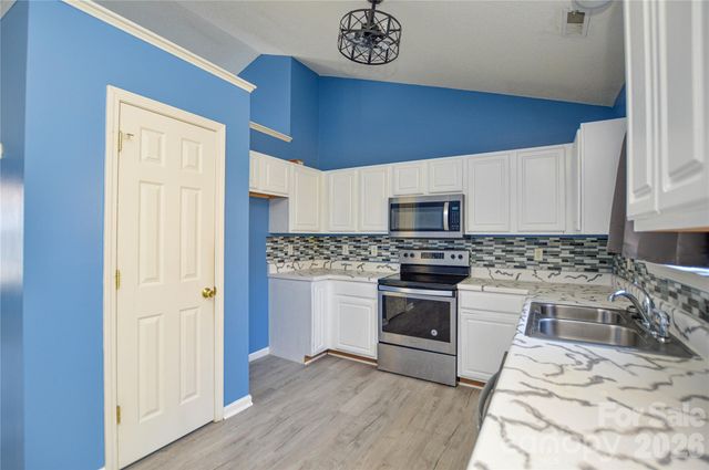 3345 Hunting Wood Court, Gastonia, NC 28052