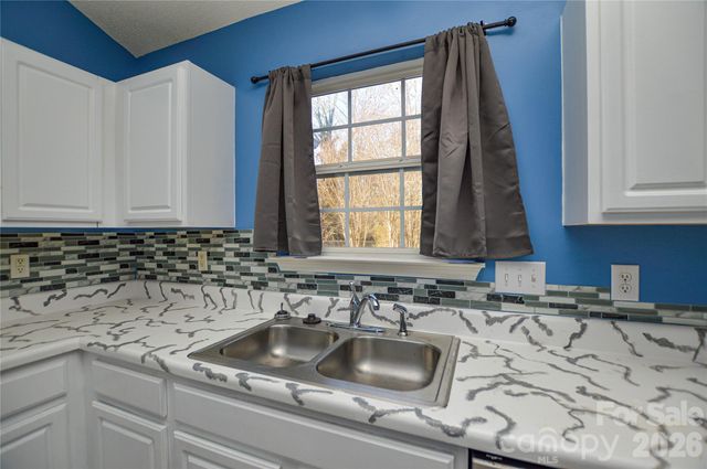 3345 Hunting Wood Court, Gastonia, NC 28052