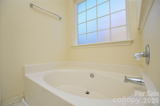 3345 Hunting Wood Court, Gastonia, NC 28052