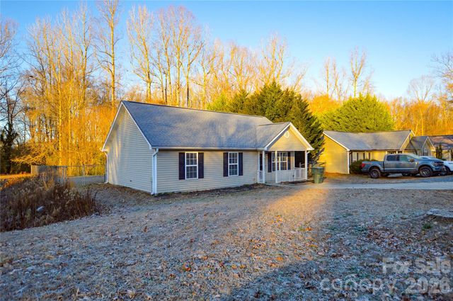 3345 Hunting Wood Court, Gastonia, NC 28052