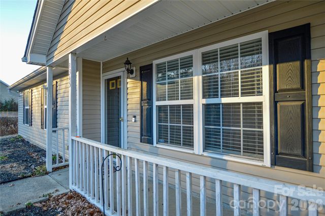 3345 Hunting Wood Court, Gastonia, NC 28052