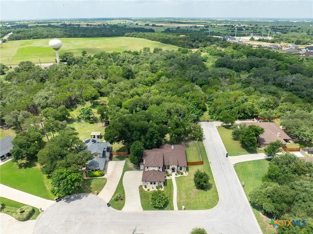 1010 Woodland Bend Circle, Salado, TX 76571
