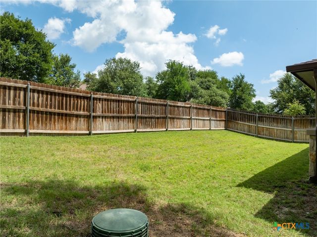 1010 Woodland Bend Circle, Salado, TX 76571