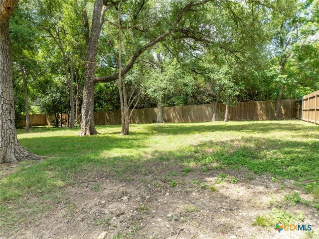 1010 Woodland Bend Circle, Salado, TX 76571