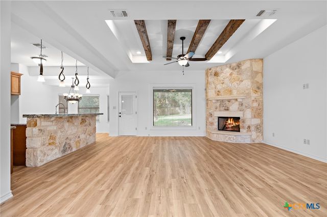 1010 Woodland Bend Circle, Salado, TX 76571
