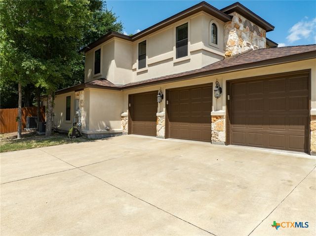1010 Woodland Bend Circle, Salado, TX 76571