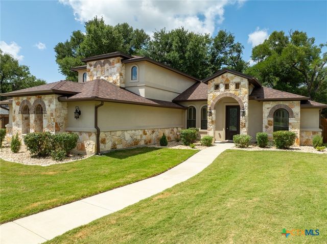 1010 Woodland Bend Circle, Salado, TX 76571