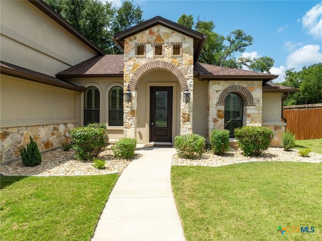 1010 Woodland Bend Circle, Salado, TX 76571