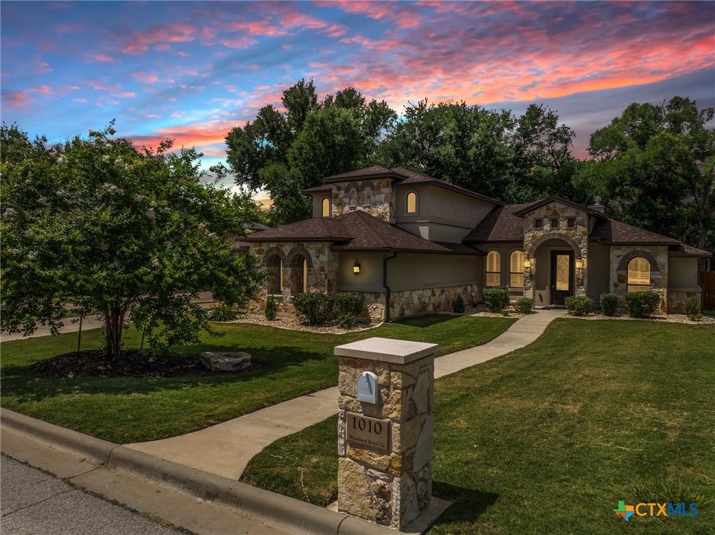 1010 Woodland Bend Circle, Salado, TX 76571